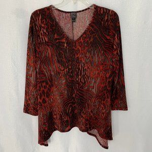 CLARA SUN WOO Animal Print Long Sleeve Shark Bite Hem Top